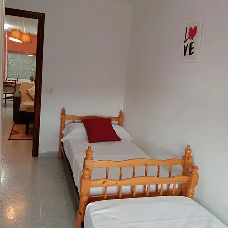 Familiar En Sardiñeiro 27-family Apartamento *